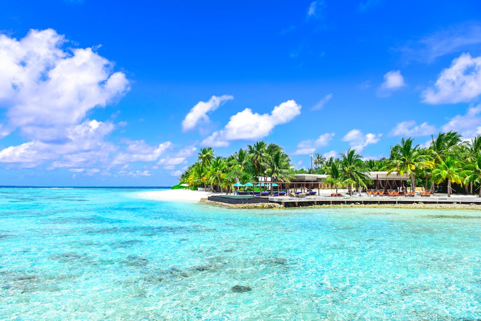 Resort tropicale e mare cristallino